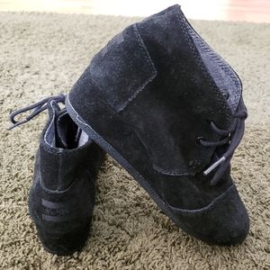 Girls Toms Suede Black Booties - Size 2